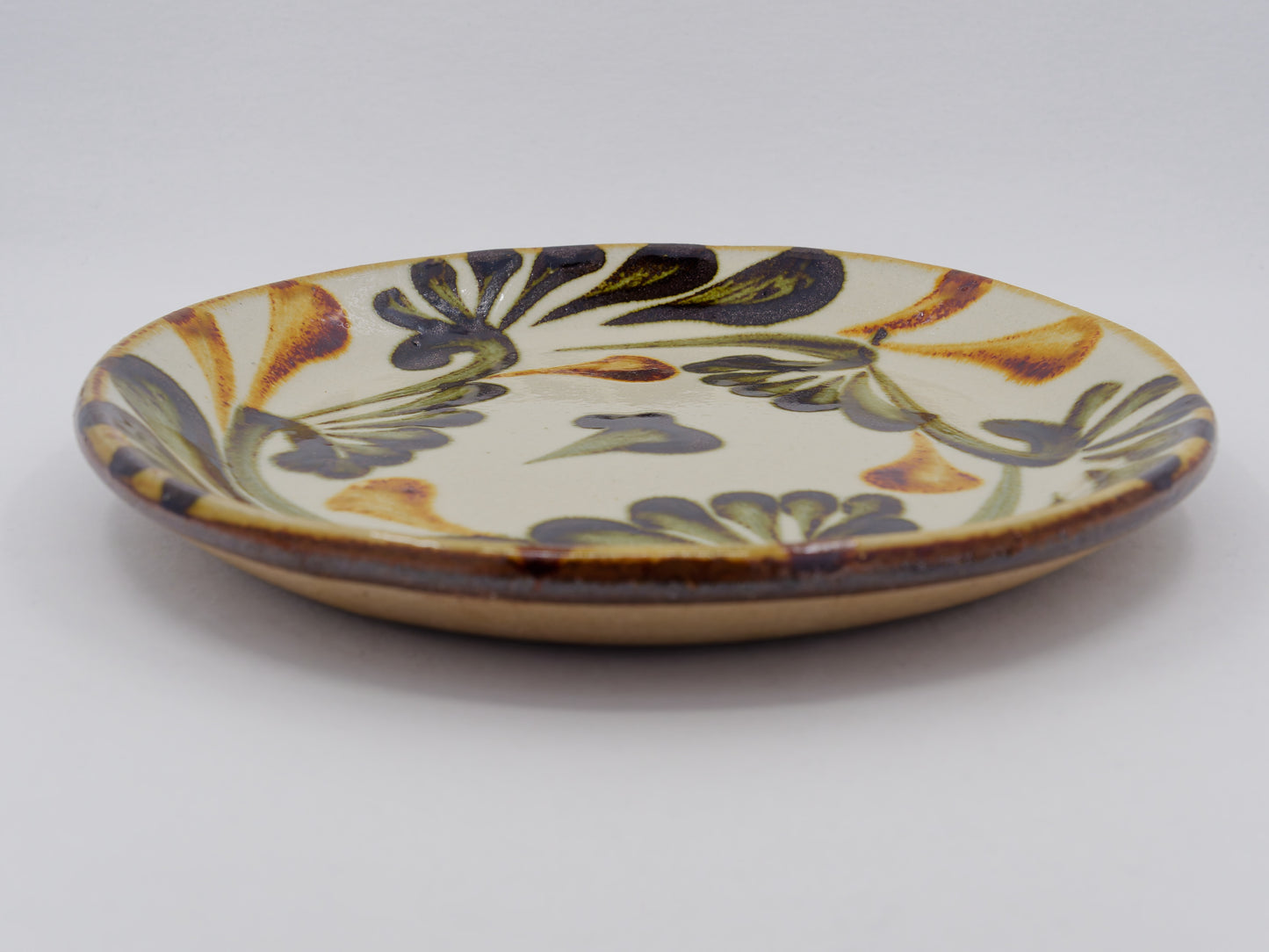 Kurogosu Karakusa Plate 7.2 inch - Tatara style