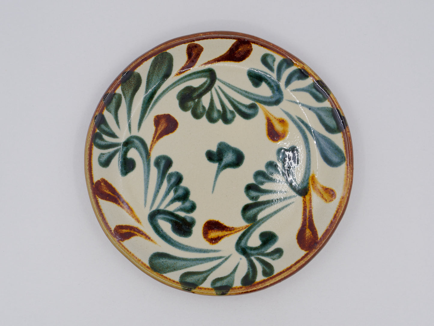 Gosuame Karakusa Plate 7.2 inch - Tatara style