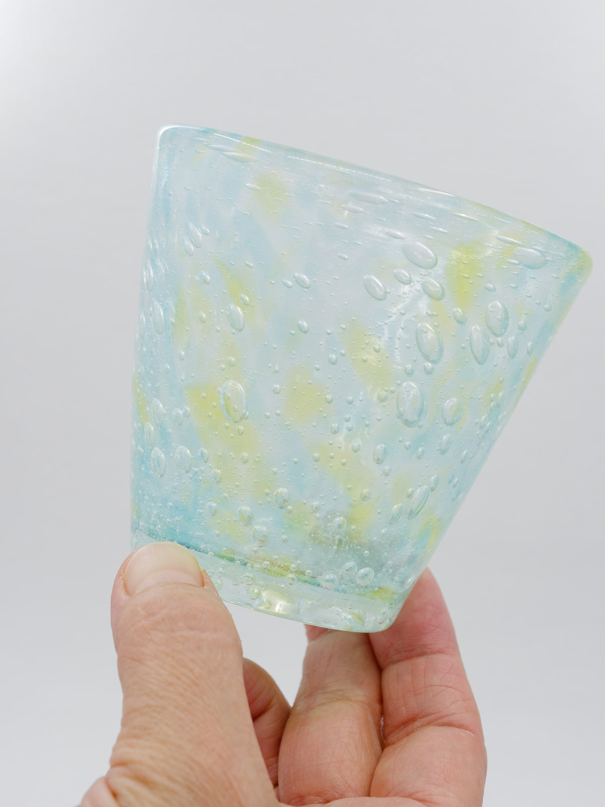 Awahana Hirugi Glass
