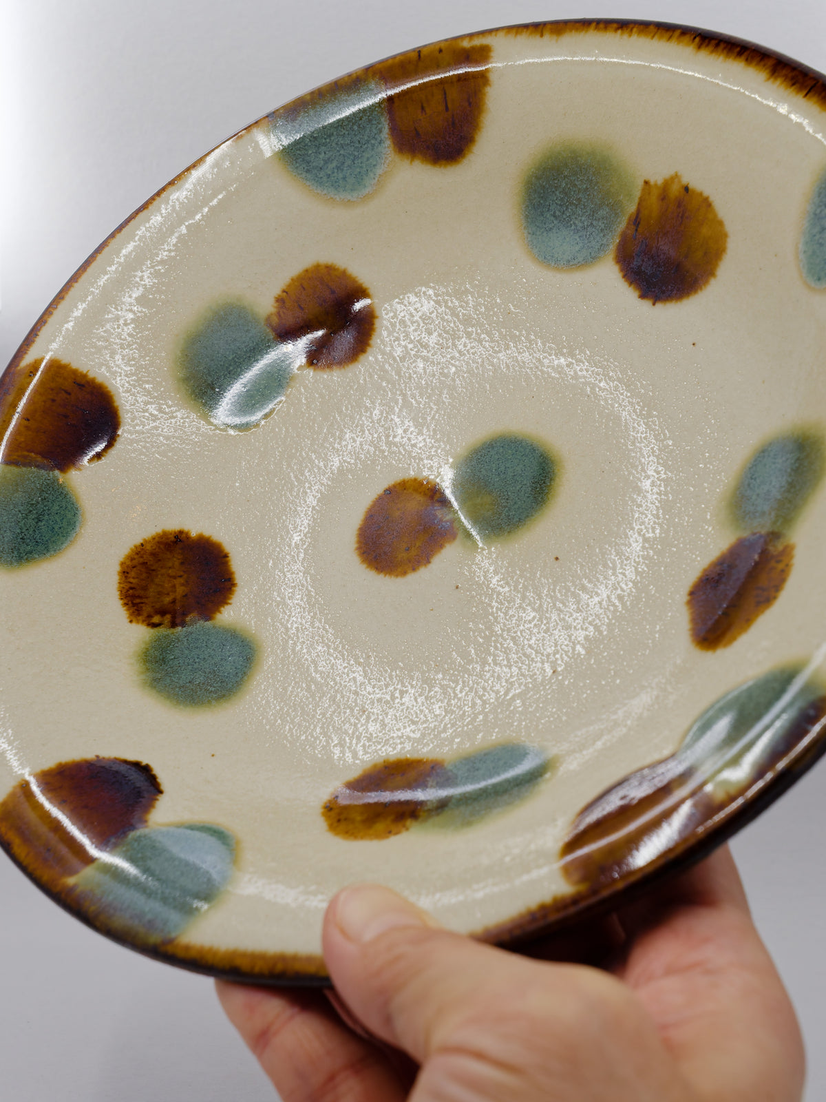 Three-Color Plate