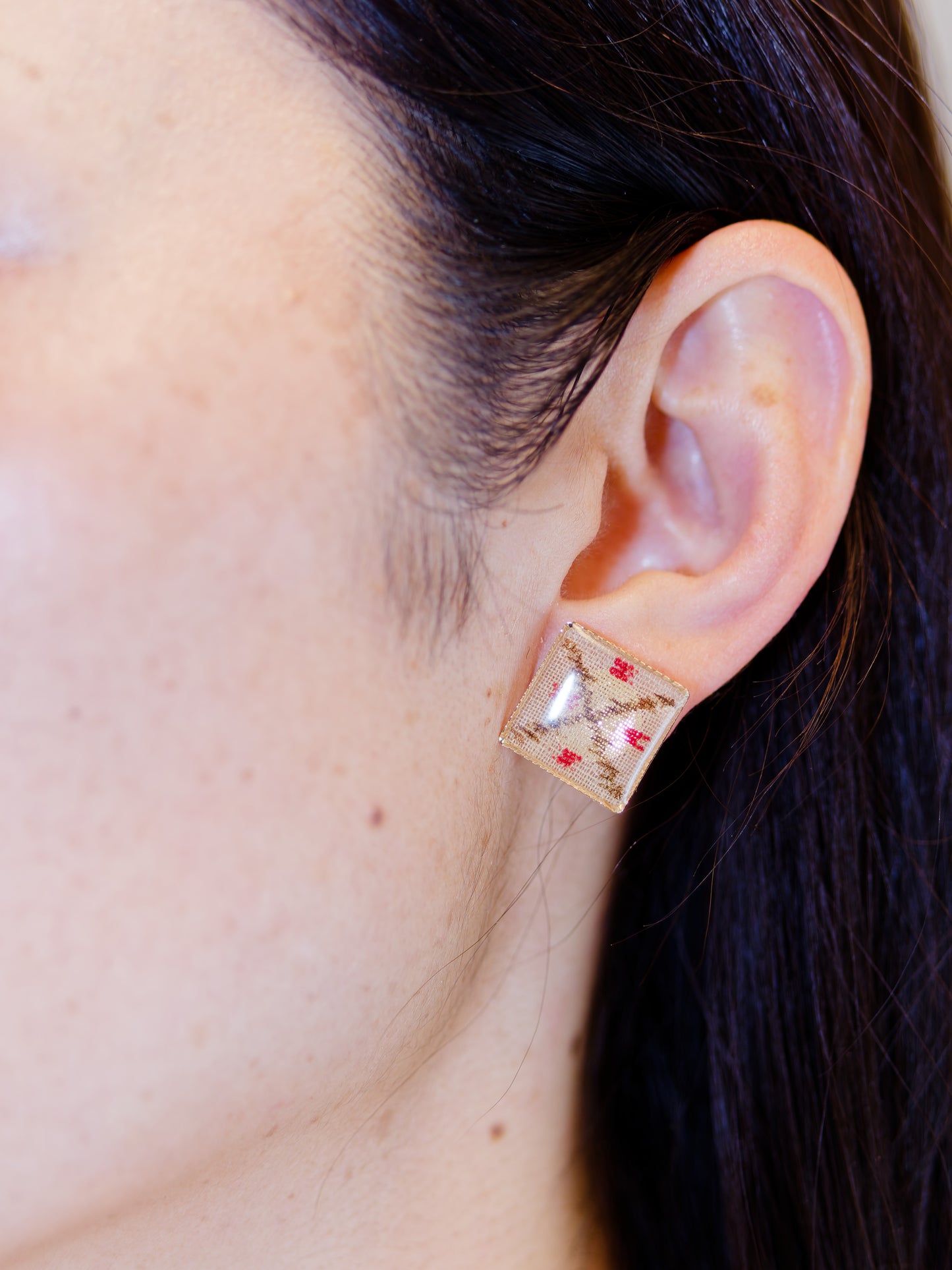 Ryukyu Kasuri earrings - Square-  Hasanbiima (scissors)