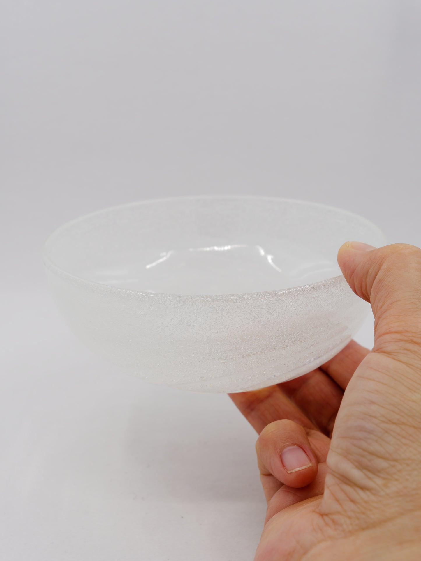 Ryukyu Glass Bubble-Molded White Salad Bowl - Small (Dead Stock)