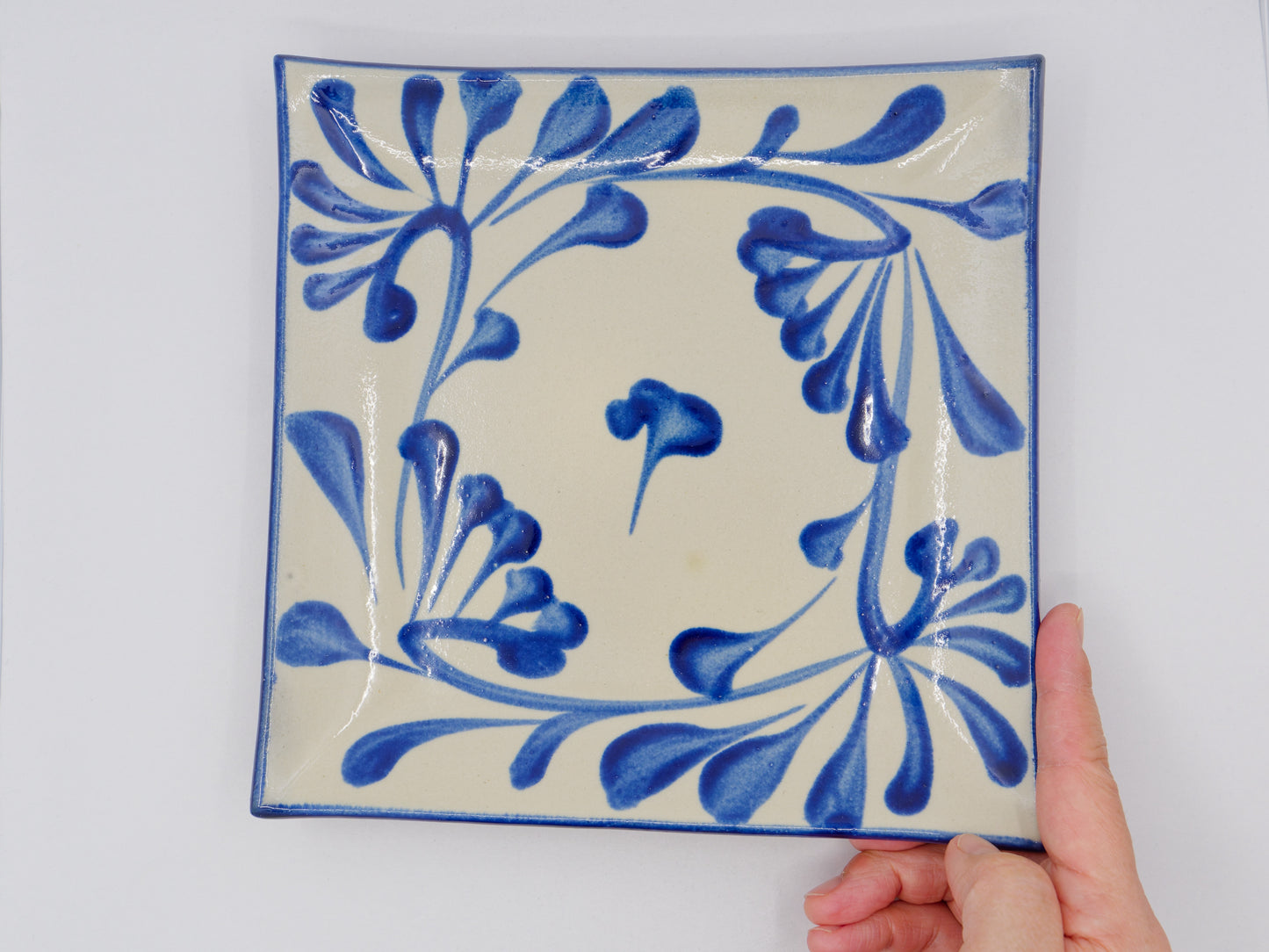 Cobalt Karakusa Square Plate (□20)