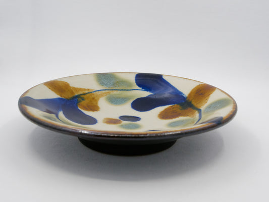 Three-Color Karakusa Plate