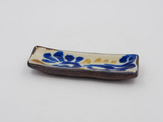 Chopstick Rest -Karakusa Sometsuke