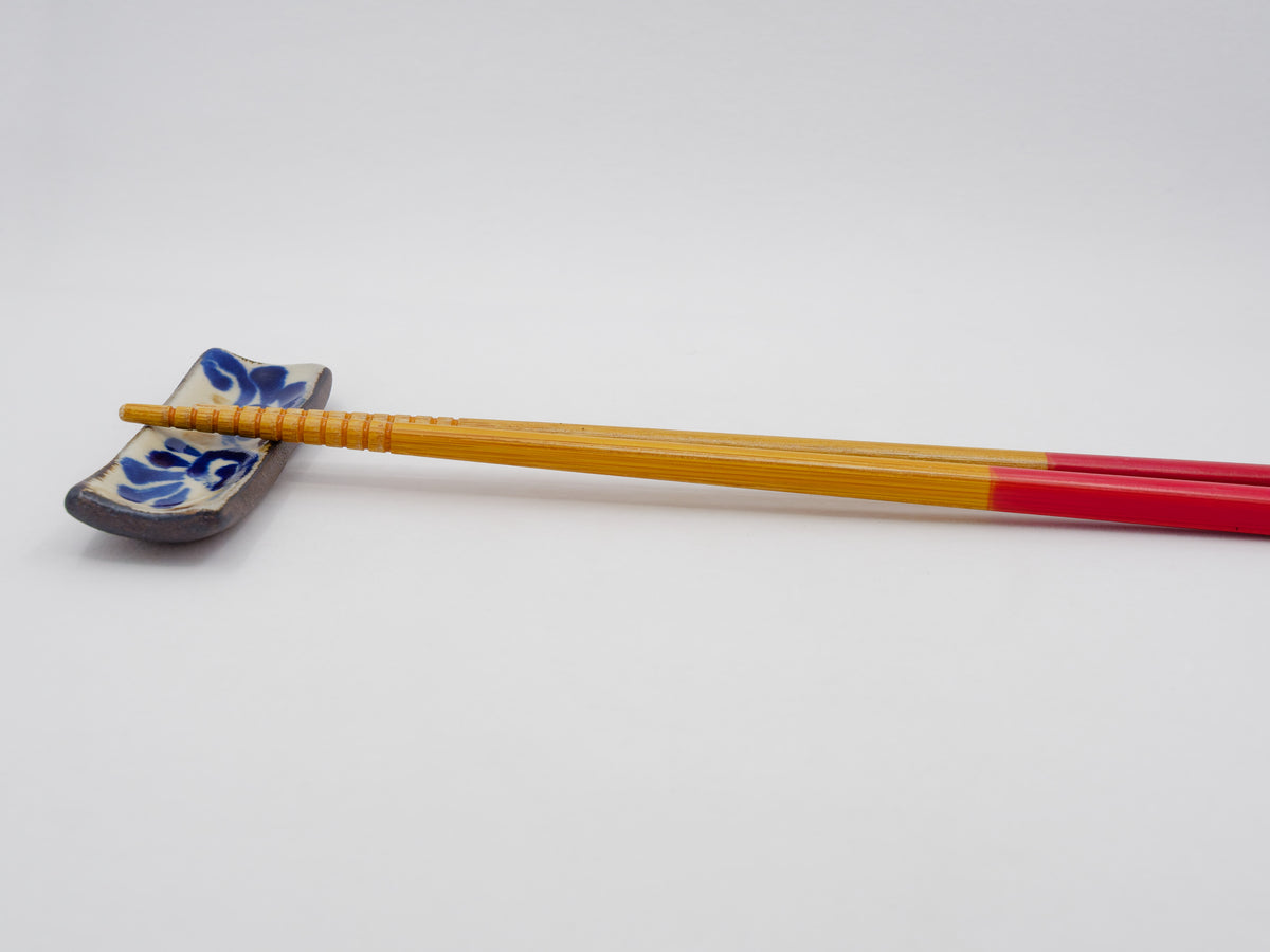 Chopstick Rest -Karakusa Sometsuke